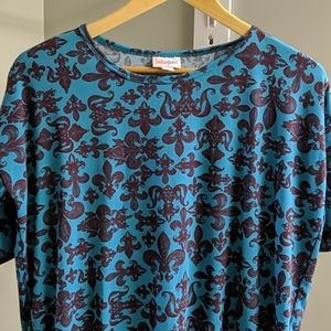 LULAROE Irma High-Low Tunic